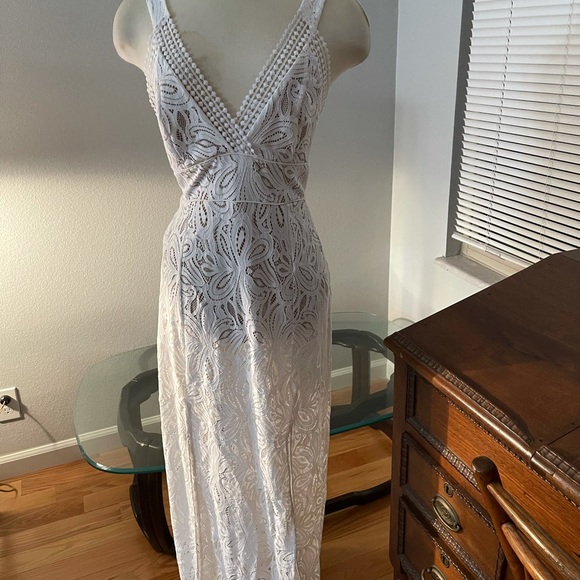 Sexy culture backless GUESS Los Angeles dress - Picture 6 of 12